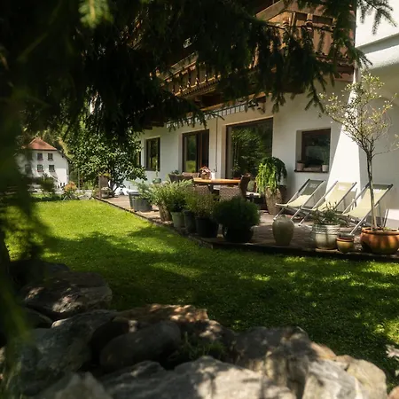 Hafele Hotel 3*